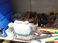 Inhoud rek diversen - afbeelding 42 van  55