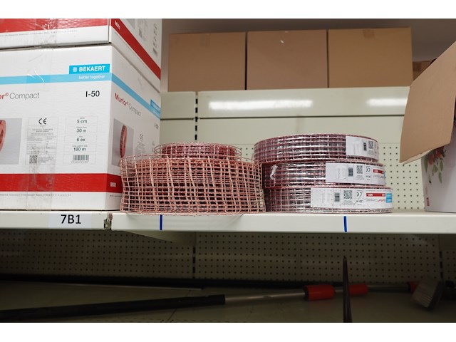 Inhoud rek diversen - afbeelding 49 van  55