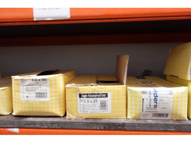 Inhoud rek ijzerwaren - afbeelding 2 van  95