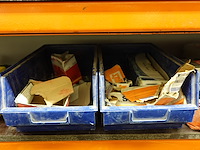 Inhoud rek ijzerwaren - afbeelding 4 van  95