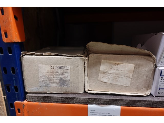 Inhoud rek ijzerwaren - afbeelding 6 van  95