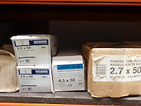 Inhoud rek ijzerwaren - afbeelding 7 van  95