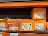 Inhoud rek ijzerwaren - afbeelding 32 van  95