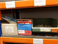 Inhoud rek ijzerwaren - afbeelding 36 van  95