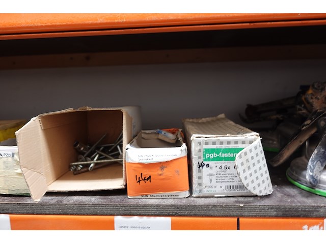 Inhoud rek ijzerwaren - afbeelding 39 van  95