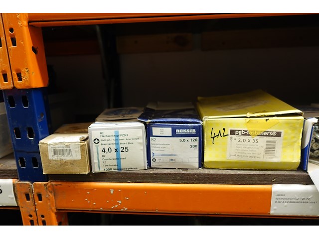 Inhoud rek ijzerwaren - afbeelding 41 van  95