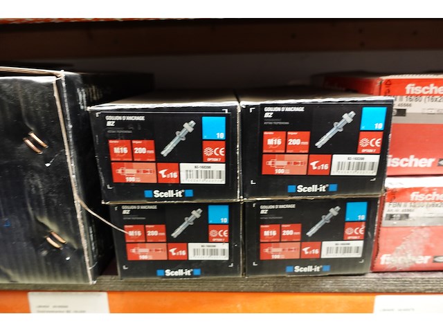 Inhoud rek ijzerwaren - afbeelding 52 van  95