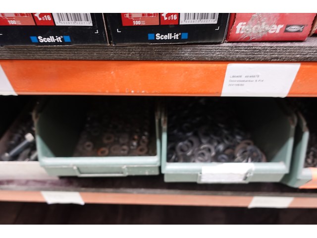 Inhoud rek ijzerwaren - afbeelding 59 van  95