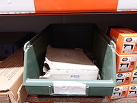 Inhoud rek ijzerwaren - afbeelding 72 van  95