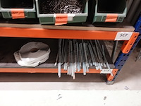 Inhoud rek ijzerwaren - afbeelding 94 van  95