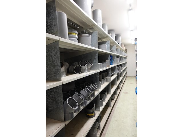 Inhoud rek koppelstukken - afbeelding 1 van  64