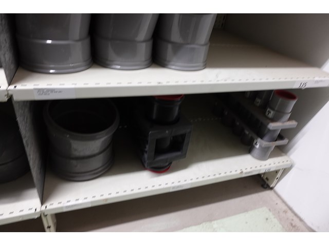 Inhoud rek koppelstukken - afbeelding 61 van  64