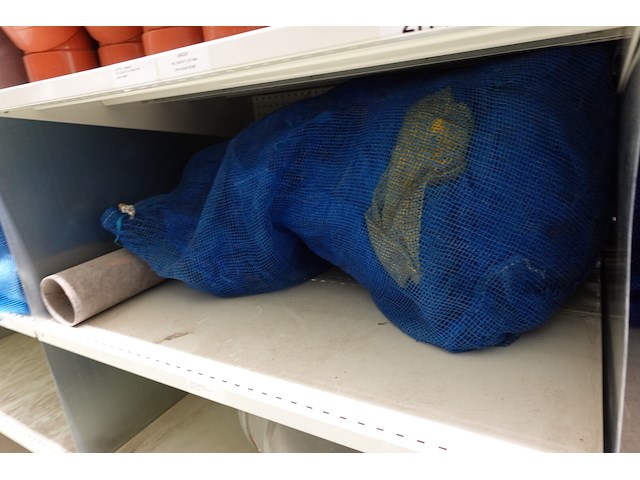 Inhoud rek koppelstukken - afbeelding 3 van  44