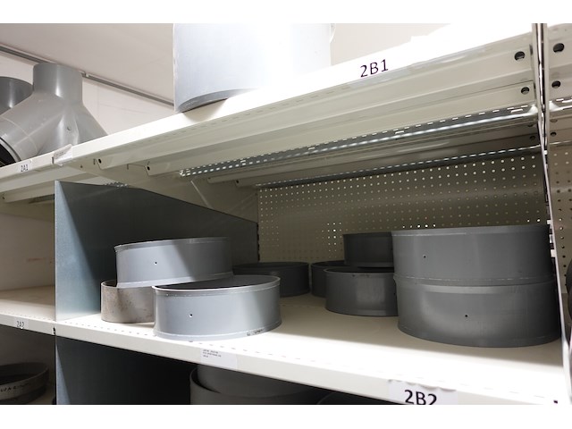 Inhoud rek koppelstukken - afbeelding 32 van  44