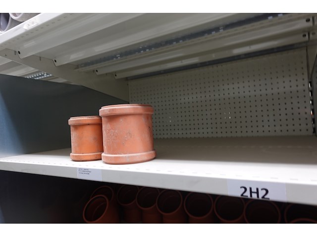 Inhoud rek koppelstukken - afbeelding 43 van  44