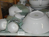 Inhoud rek partij servies - afbeelding 4 van  5