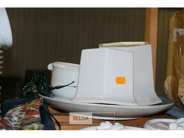 Inhoud rek partij servies - afbeelding 3 van  5