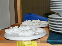 Inhoud rek partij servies - afbeelding 5 van  5