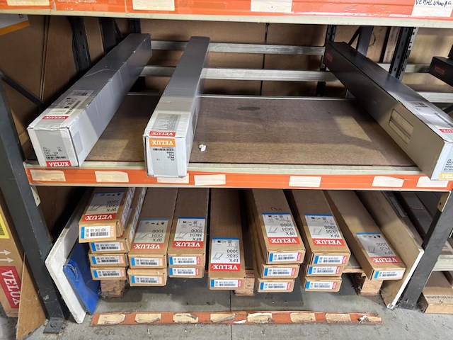 Inhoud rek velux blinds - afbeelding 7 van  7