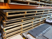 Inhoud rek/ volkern platen - afbeelding 5 van  8