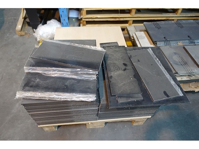 Inhoud rek/ volkern platen - afbeelding 6 van  8