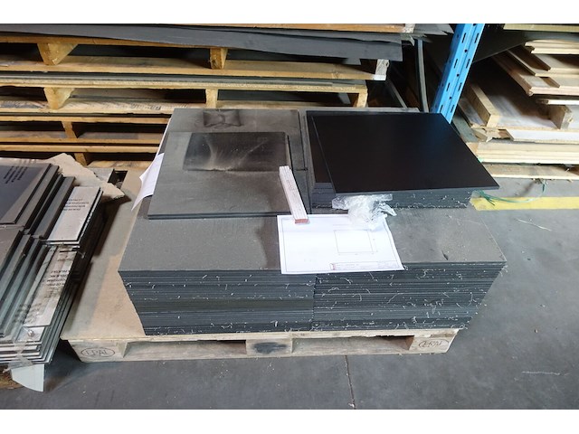 Inhoud rek/ volkern platen - afbeelding 8 van  8
