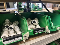 Inhoud rek w.o. messing & pvc koppelstukken - afbeelding 11 van  16