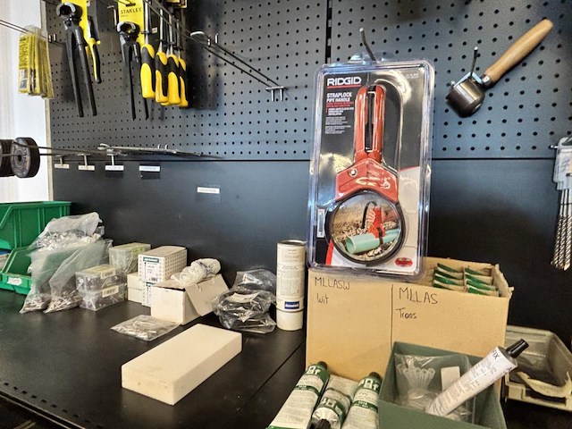 Inhoud rek w.o. metrica / soudal / ridgid - afbeelding 4 van  14