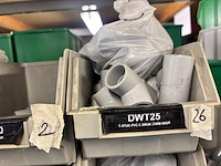 Inhoud rek w.o. pvc drukkoppelingen & koppelstukken - afbeelding 5 van  11