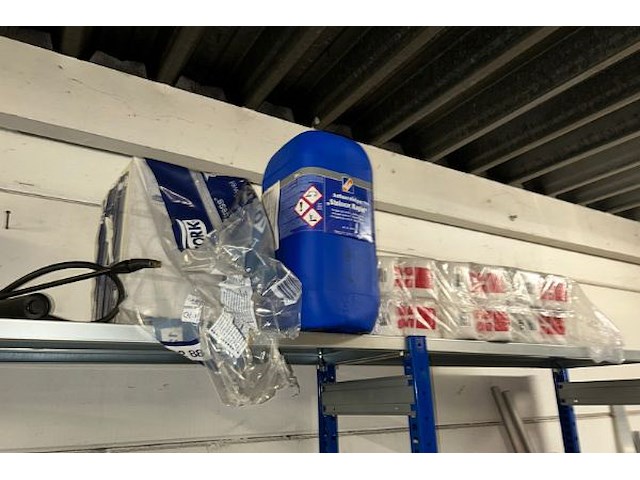 Inhoud rek - afbeelding 6 van  7