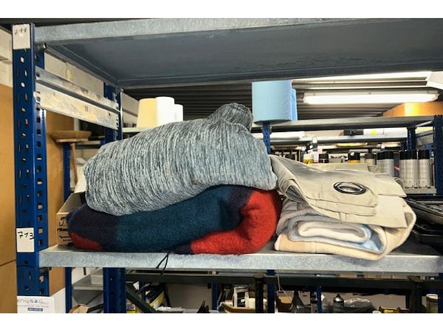 Inhoud rek - afbeelding 2 van  10