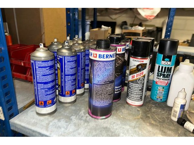 Inhoud rek - afbeelding 3 van  9