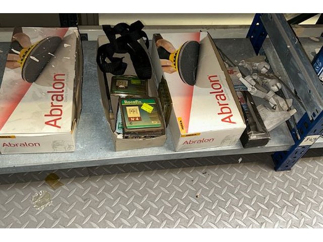 Inhoud rek - afbeelding 6 van  9