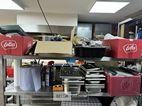 Inhoud rek - afbeelding 2 van  7