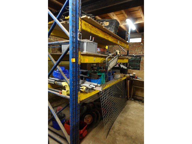 Inhoud rek - afbeelding 1 van  6