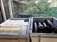 Inhoud rek - afbeelding 7 van  18