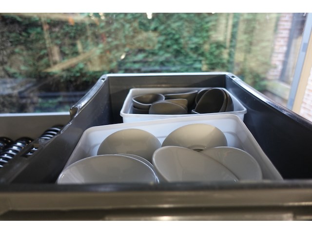 Inhoud rek - afbeelding 8 van  18