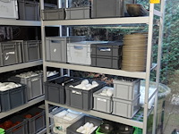 Inhoud rek - afbeelding 1 van  18