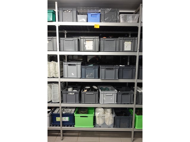 Inhoud rek - afbeelding 1 van  15