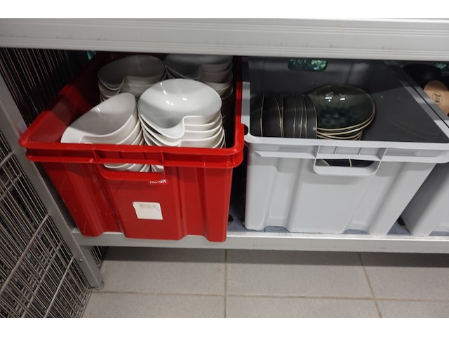 Inhoud rek - afbeelding 7 van  16