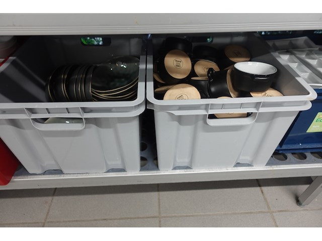 Inhoud rek - afbeelding 8 van  16