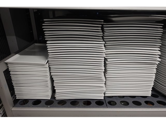 Inhoud rek - afbeelding 13 van  16