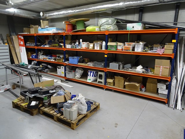 Inhoud rek - afbeelding 1 van  38