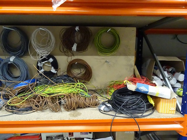 Inhoud rek - afbeelding 14 van  38