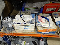 Inhoud rek - afbeelding 21 van  38