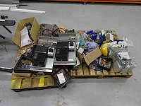 Inhoud rek - afbeelding 32 van  38