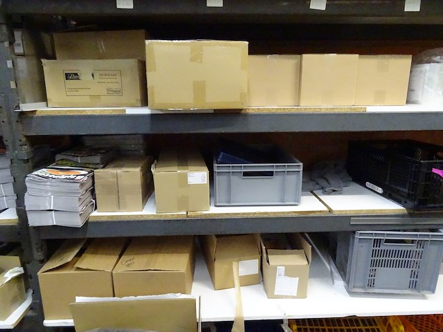 Inhoud rek - afbeelding 15 van  20