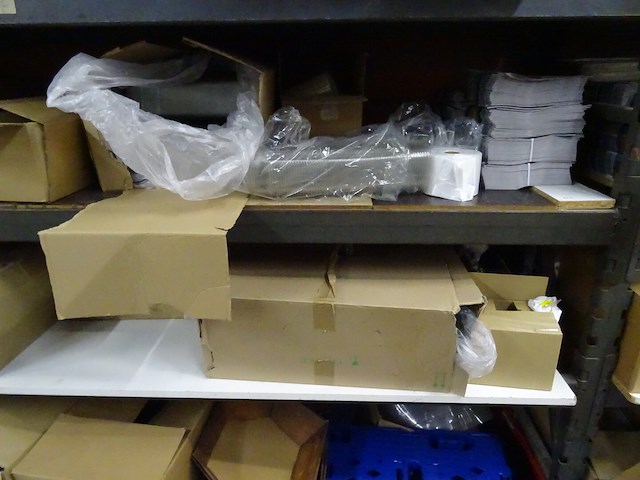 Inhoud rek - afbeelding 18 van  20