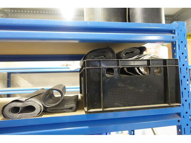 Inhoud rek - afbeelding 15 van  15