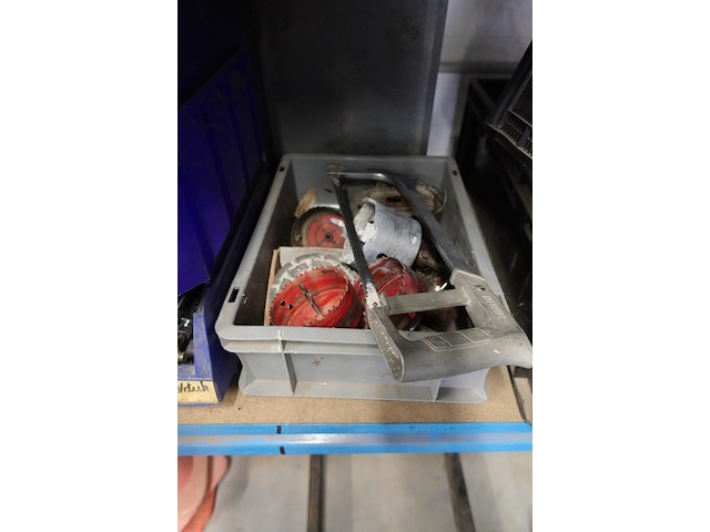 Inhoud rek - afbeelding 20 van  22